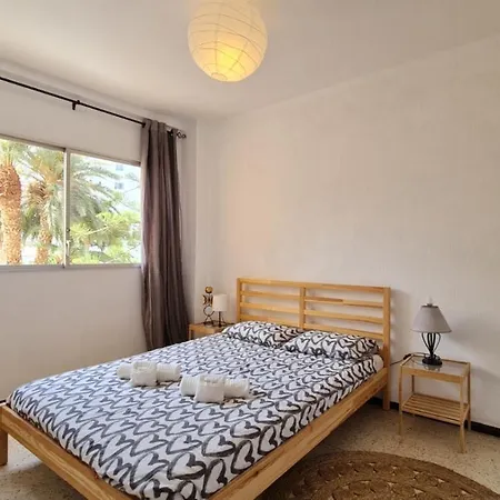 Cristianos - With Pool Crissol * Arona (Tenerife)